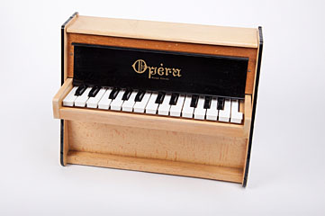 Opera Toypiano